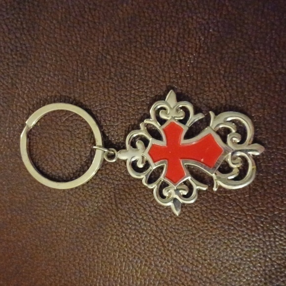💝2/$20💝 Red & Silver Cross Key Chain - Picture 1 of 3